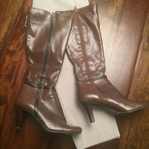 Liz Claiborne Boots